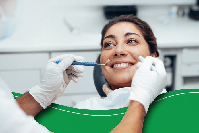 What mouth care tips help smokers reduce oral damage?